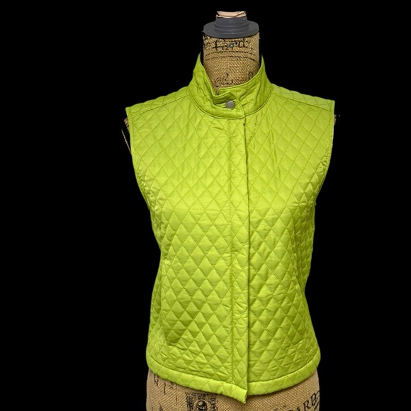 235 - CUTTER & BUCK SIZE SMALL VEST - Picture 1 of 11